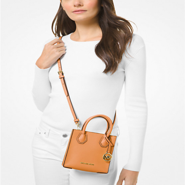 Michael Kors Mercer Extra-Small Pebbled Leather Crossbody Bag - Imagen 3