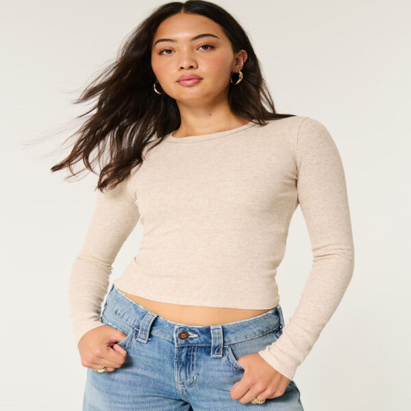 Hollister Ribbed Long-Sleeve Crew Top - Imagen 11